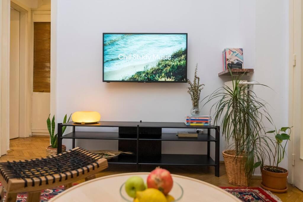 בוקרשט Ultra-Central University Square Apartament Apartament מראה חיצוני תמונה