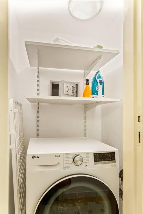 בוקרשט Ultra-Central University Square Apartament Apartament מראה חיצוני תמונה