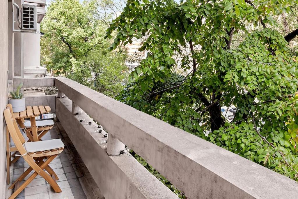 בוקרשט Ultra-Central University Square Apartament Apartament מראה חיצוני תמונה